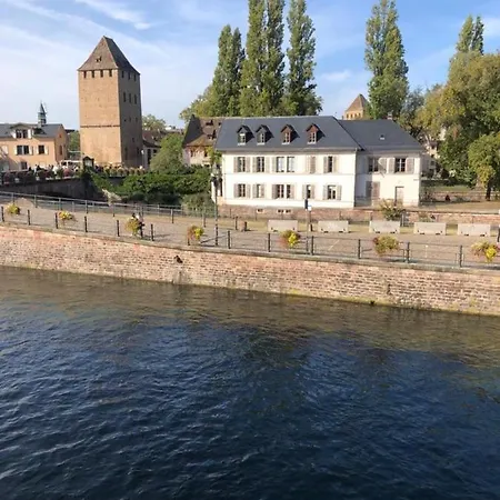 Au Bord De L'eau ستراسبورغ